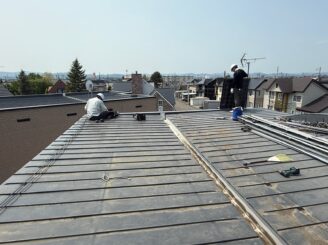 太陽光パネル外した屋根の様子