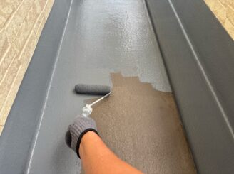 バルコニー塗装の様子