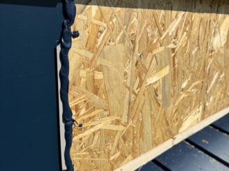 破風工事の様子