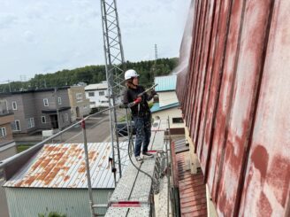 高圧洗浄の様子