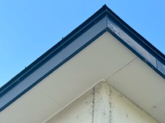 軒天交換後の様子