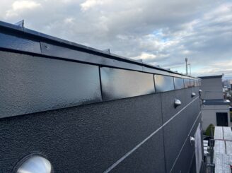 塗装後の破風の様子