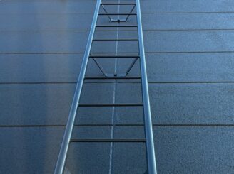 塗装後のタラップの様子