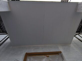 軒天塗装後の様子