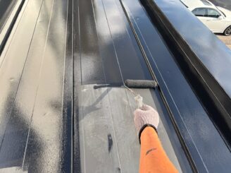 屋根の塗装の様子