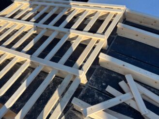 屋根リフォームの様子