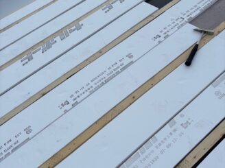 屋根リフォームの様子