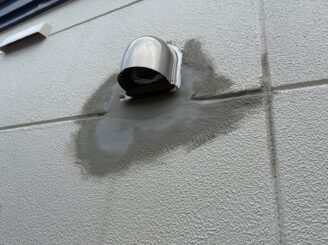 外壁補修の様子