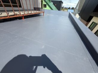 シート防水工事の様子