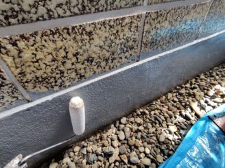 基礎下塗り塗装の様子